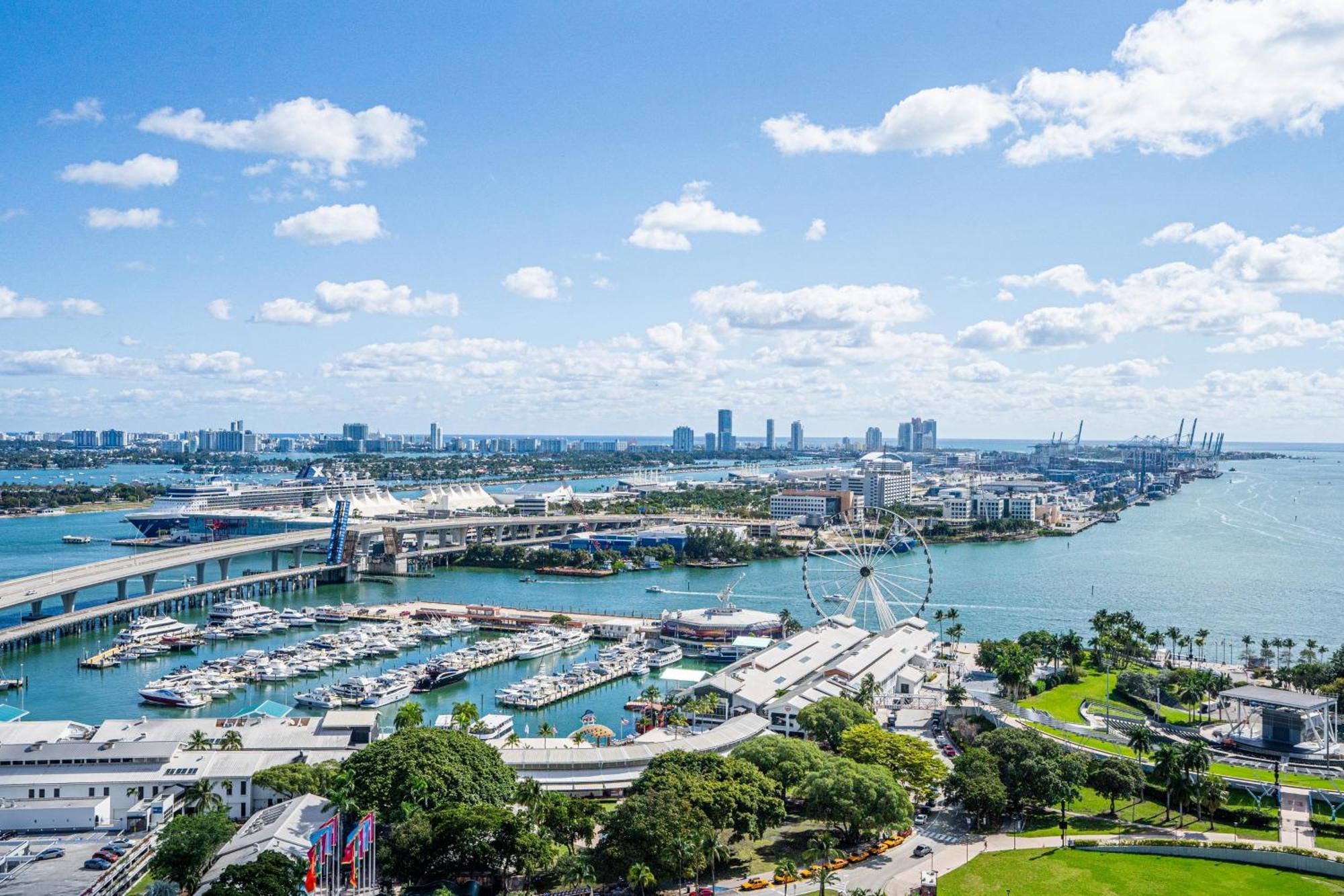 Devereaux Miami Luxury One-Bedroom And Studios Ngoại thất bức ảnh