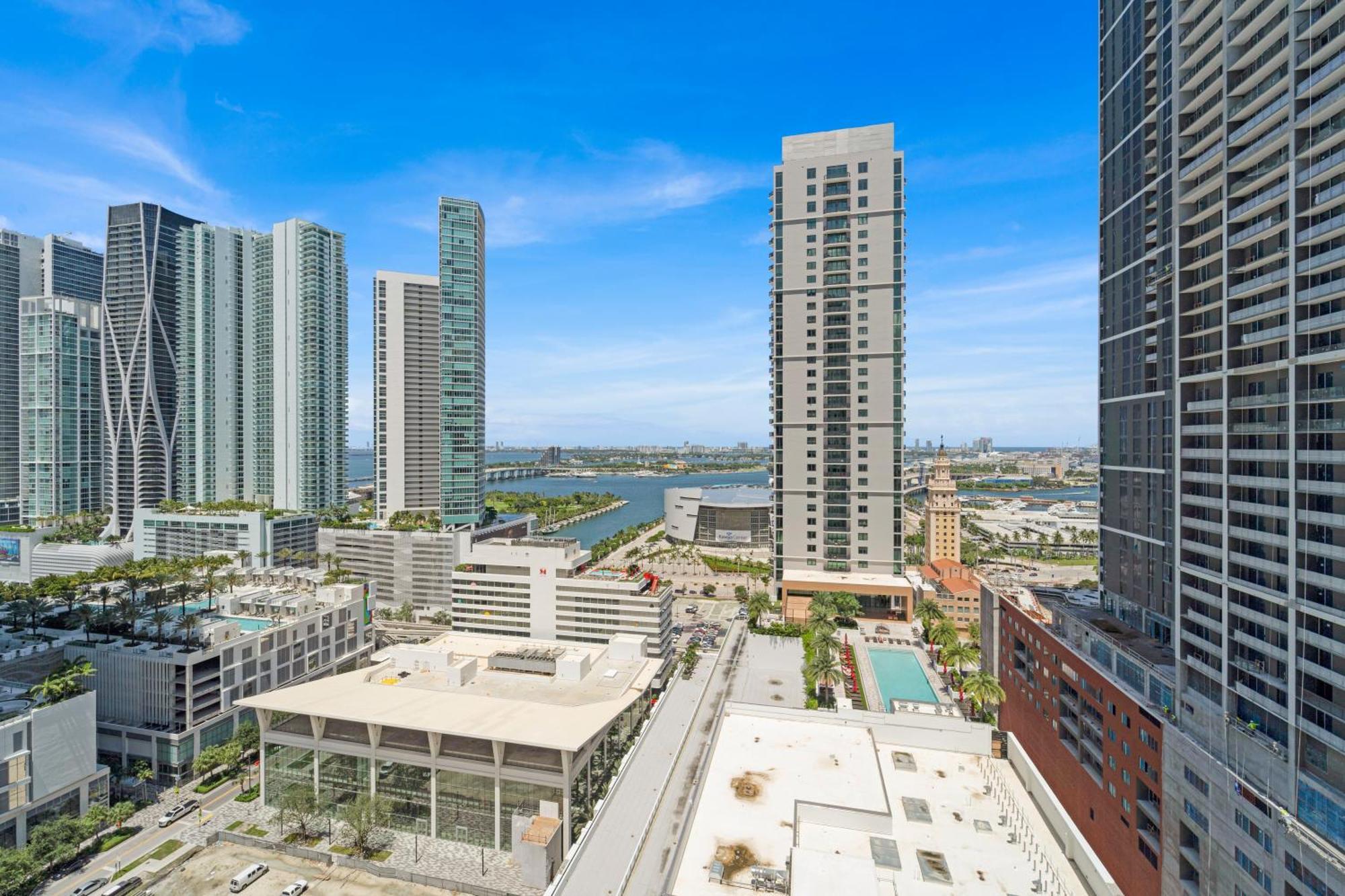 Devereaux Miami Luxury One-Bedroom And Studios Ngoại thất bức ảnh