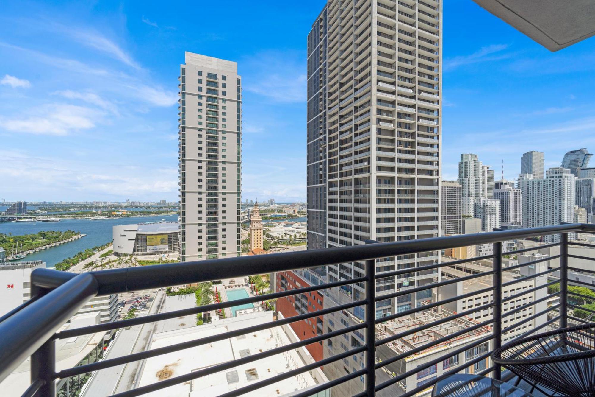 Devereaux Miami Luxury One-Bedroom And Studios Ngoại thất bức ảnh